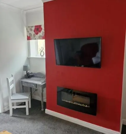 3 Bedroom House, Close To Woodland, Chesterfield And Peak District Brimington Exterior foto