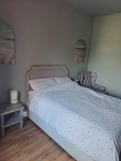 3 Bedroom House, Close To Woodland, Chesterfield And Peak District *